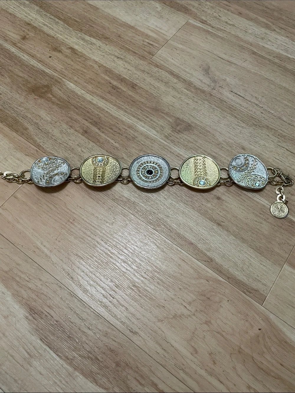 Chico's Gold and Silver Medallion Link Belt